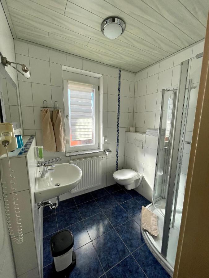 Gaestehaus Durst รูสท์ ภายนอก รูปภาพ